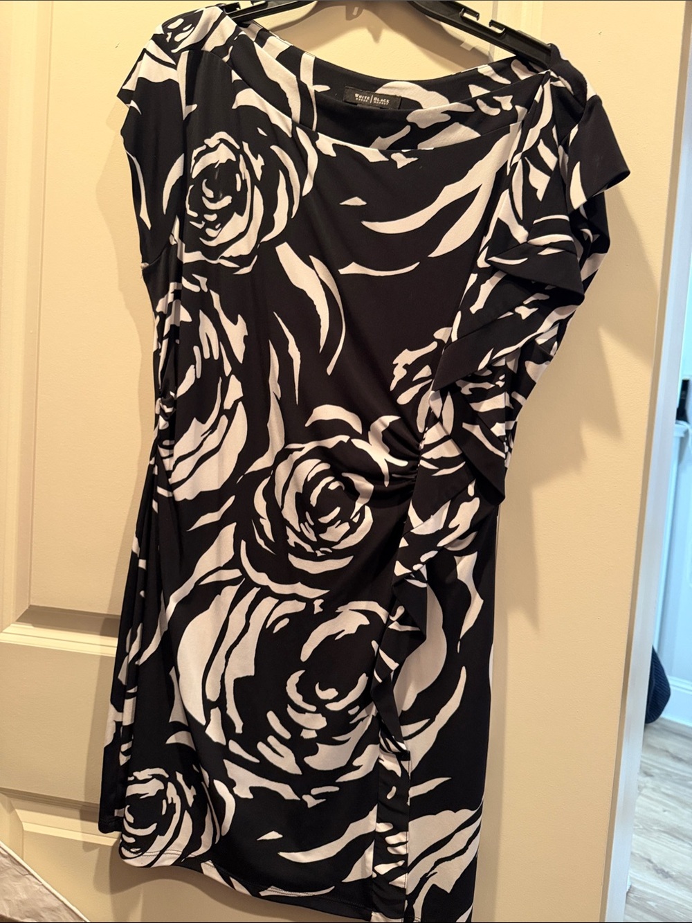White House Black Market Black & White Floral Midi Dress